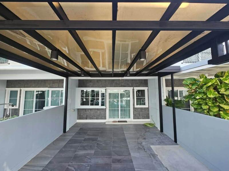 Indy Bangna-Ramkhamhaeng 2, Bangkok, Soi 7, Dok Mai, Prawet, Bangkok, 2 Bedrooms, 120 sqm, Townhouse For Rent, by Chanon Phangchienghien, 500570687 - DDproperty.com