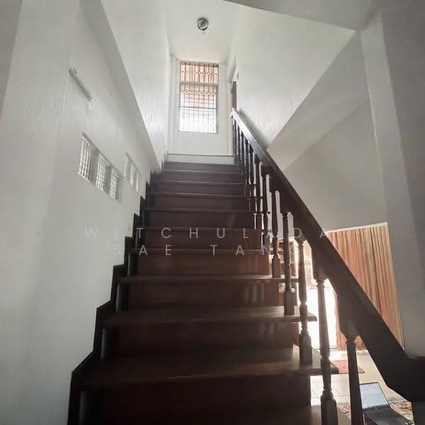 บ้านเดี่ยวใกล้ BTS ทองหล่อ, กรุงเทพ, คลองตัน, คลองเตย, กรุงเทพ, 200 ตร.ม., บ้านเดี่ยว ให้เช่า, โดย Witchulada Sae Tang, 500570773 - DDproperty.com