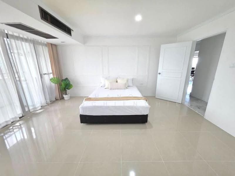 The Waterford Park, Bangkok, Soi Sukhumvit 53, Khlong Tan Nua, Watthana, Bangkok, 3 Bedrooms, 177 sqm, Condo For Rent, by Chanon Phangchienghien, 500570819 - DDproperty.com