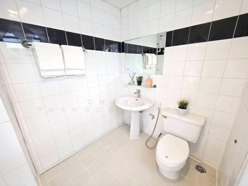 The Waterford Park, Bangkok, Soi Sukhumvit 53, Khlong Tan Nua, Watthana, Bangkok, 3 Bedrooms, 177 sqm, Condo For Rent, by Chanon Phangchienghien, 500570819 - DDproperty.com
