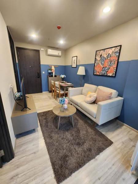 XT Huaikhwang, Bangkok, 244 Ratchadaphisek Road, Huai Khwang, Bangkok, 1 Bedroom, 35 sqm, Condo For Rent, by Poommipat Suradech, 500570852 - DDproperty.com