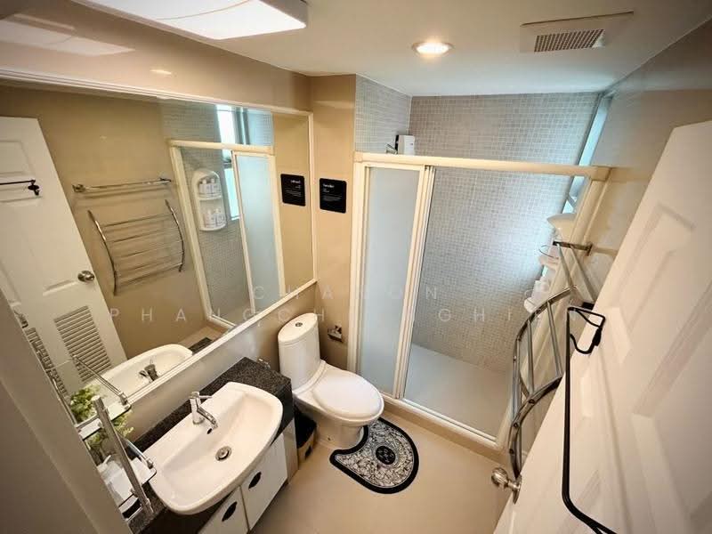 The Kris Express 2, Bangkok, 28 Soi Ratchadaphisek 19, Din Daeng, Bangkok, 2 Bedrooms, 42 sqm, Condo For Rent, by Chanon Phangchienghien, 500570865 - DDproperty.com