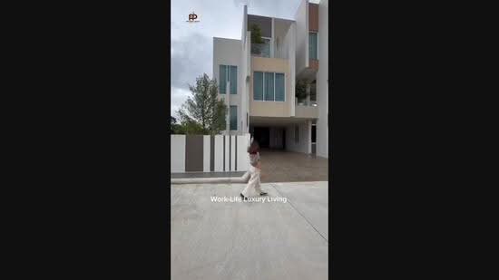 For Sale Luxury Modern Home in Chiang Mai Hang Dong Road, Chiang Mai, เชียงใหม่ หางดง, Ban Waen, Hang Dong, Chiang Mai, 5 Bedrooms, 530 sqm, Single Detached House For Sale, by จีระนันท์ หล้ากันหา, 500570870 - DDproperty.com