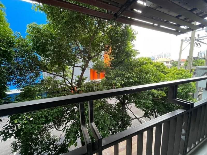 The Next Garden Suites, Bangkok, 111 Soi Sukhumvit 52, Sukhumvit Road, Bang Chak, Phra Khanong, Bangkok, 2 Bedrooms, 70 sqm, Condo For Rent, by Agentbkk, 500570877 - DDproperty.com