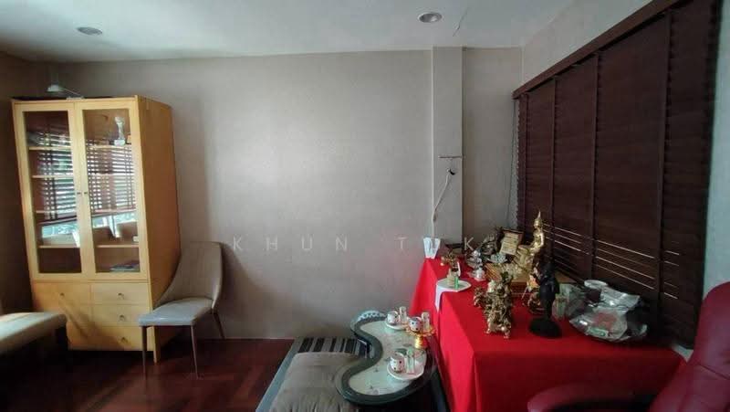 Baan Klang Muang Rama 9-Ramkhmahaeng, Bangkok, Soi Ramkhamhaeng 39, Phlapphla, Wang Thonglang, Bangkok, 3 Bedrooms, 150 sqm, Townhouse For Sale, by Khun Tuk, 500570885 - DDproperty.com