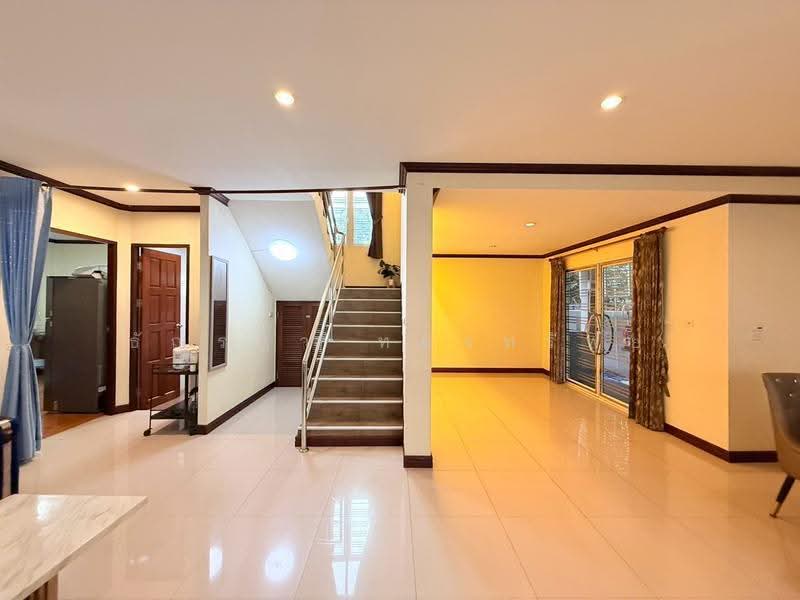 ไสวประชาราษฎร์ 23, Pathum Thani, ไสวประชาราษฎร์, Lat Sawai, Lam Luk Ka, Pathum Thani, 5 Bedrooms, 200 sqm, Single Detached House For Sale, by Tanrada Tongsub, 500570887 - DDproperty.com