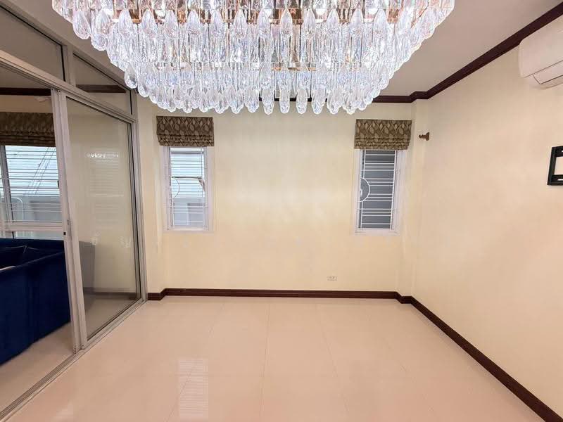 ไสวประชาราษฎร์ 23, Pathum Thani, ไสวประชาราษฎร์, Lat Sawai, Lam Luk Ka, Pathum Thani, 5 Bedrooms, 200 sqm, Single Detached House For Sale, by Tanrada Tongsub, 500570887 - DDproperty.com