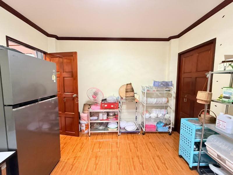 ไสวประชาราษฎร์ 23, Pathum Thani, ไสวประชาราษฎร์, Lat Sawai, Lam Luk Ka, Pathum Thani, 5 Bedrooms, 200 sqm, Single Detached House For Sale, by Tanrada Tongsub, 500570887 - DDproperty.com