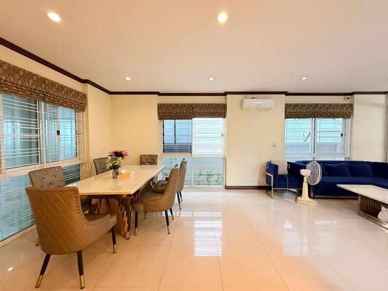 ไสวประชาราษฎร์ 23, Pathum Thani, ไสวประชาราษฎร์, Lat Sawai, Lam Luk Ka, Pathum Thani, 5 Bedrooms, 200 sqm, Single Detached House For Sale, by Tanrada Tongsub, 500570887 - DDproperty.com
