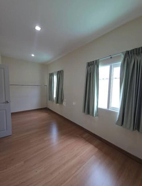 Golden Town Chalermprakiat - Suanluang, Bangkok, Soi Chaloem Phrakiat Rama 9 Soi 30 Yaek 14, Kanchanaphisek Road, Dok Mai, Prawet, Bangkok, 3 Bedrooms, 120 sqm, Townhouse For Rent, by อุ๋ม, 500570930 - DDproperty.com