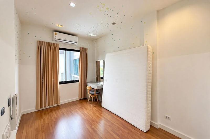 Cozy Chokchai 4 Soi 49, Bangkok, โชคชัย 4, Lat Phrao, Bangkok, 3 Bedrooms, 226 sqm, Townhouse For Sale, by สง่าชัย ไทรทองคำ, 500570941 - DDproperty.com