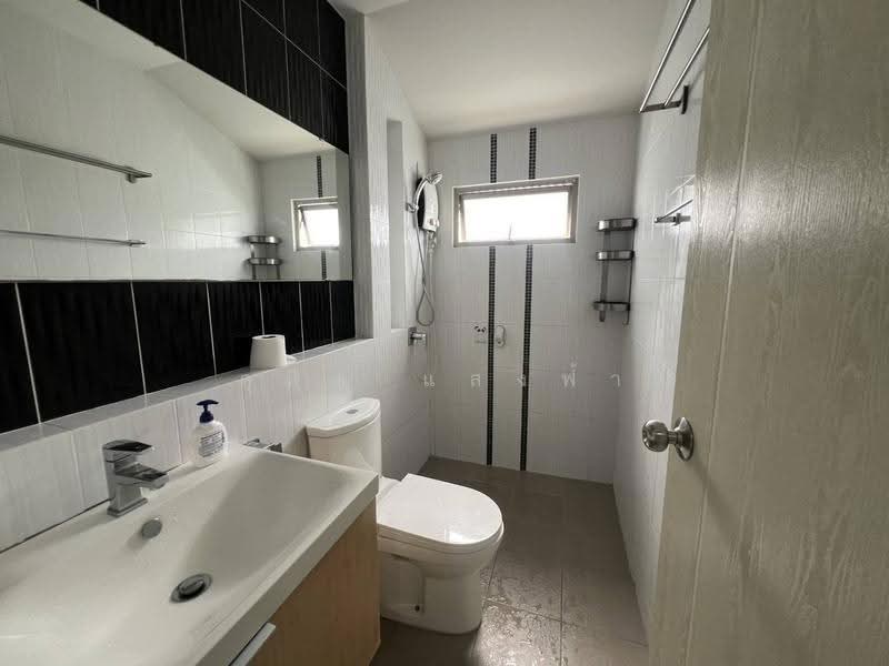 ให้เช่าบ้านแฝด ม.แกรนด์วัลเล่ย์ เลี่ยงหนองมน ชลบุรี, Chon Buri (Pattaya), Mhueng, Muang Chon Buri, Chon Buri (Pattaya), 3 Bedrooms, 156 sqm, Semi-Detached House (Twin House) For Rent, by Dusit Saengfa, 500570954 - DDproperty.com