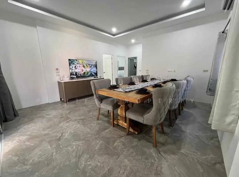 7R1088 Pool villa for rent 4 bedroom 4 bathroom 140,000/month at rawai have fully furnished, Phuket, Rawai, Muang Phuket, Phuket, 4 Bedrooms, 200 sqm, Villa For Rent, by PK LIFE Property, 500570986 - DDproperty.com
