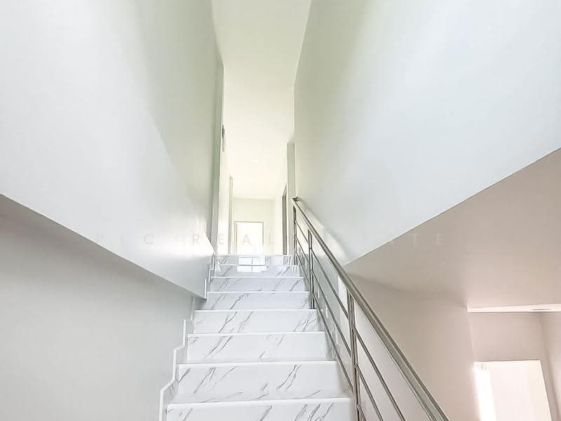 2 Storey Townhouse for Sale Noen Plab Wan 3 Bedrooms, chon-buri, Bang Lamung, Bang Lamung (Pattaya), Chon Buri (Pattaya), 3 Bedrooms, 108 sqm, Townhouse For Sale, by PLC real estate, 500570991 - DDproperty.com