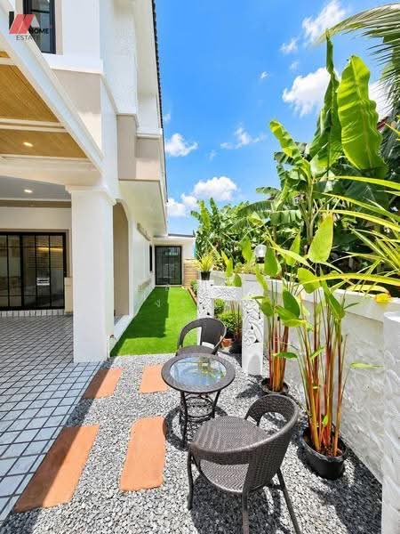 New World Ville, Nonthaburi, Lahan, Bang Bua Thong, Nonthaburi, 4 Bedrooms, 140 sqm, Townhouse For Sale, by ชลธิชา ปรางค์ประทานพร, 500571005 - DDproperty.com