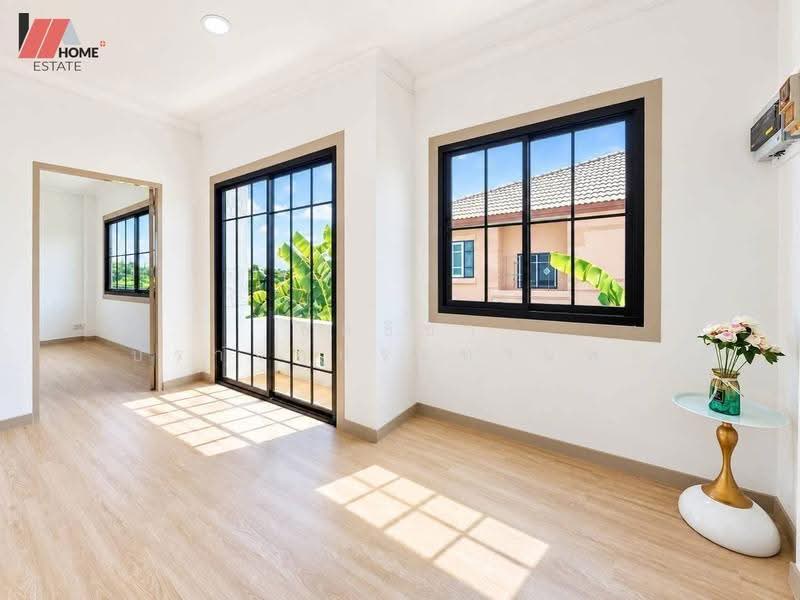 New World Ville, Nonthaburi, Lahan, Bang Bua Thong, Nonthaburi, 4 Bedrooms, 140 sqm, Townhouse For Sale, by ชลธิชา ปรางค์ประทานพร, 500571005 - DDproperty.com