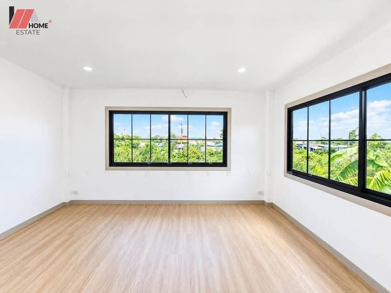 New World Ville, Nonthaburi, Lahan, Bang Bua Thong, Nonthaburi, 4 Bedrooms, 140 sqm, Townhouse For Sale, by ชลธิชา ปรางค์ประทานพร, 500571005 - DDproperty.com