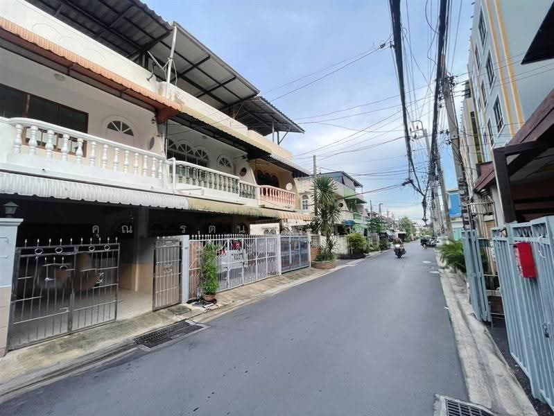 ทาวน์เฮ้าส์ 3 ชั้น 19 ตร.ว. ซอยพหลโยธิน47, กรุงเทพ, ถนนพหลโยธิน, ลาดยาว, จตุจักร, กรุงเทพ, 140 ตร.ม., ทาวน์เฮ้าส์ ขาย, โดย คุณ รตนพร ตะโส (มาย), 500571008 - DDproperty.com