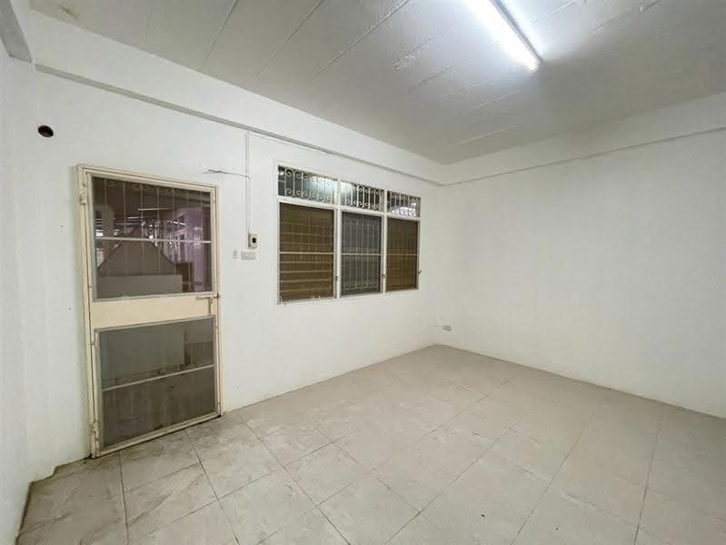 ทาวน์เฮ้าส์ 3 ชั้น 19 ตร.ว. ซอยพหลโยธิน47, Bangkok, ถนนพหลโยธิน, Lat Yao, Chatuchak, Bangkok, 3 Bedrooms, 140 sqm, Townhouse For Sale, by คุณ รตนพร ตะโส (มาย), 500571008 - DDproperty.com