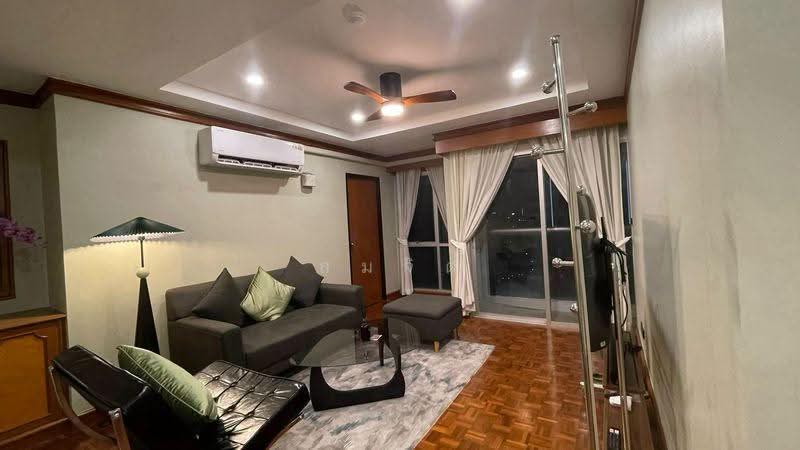Silom Suite, Bangkok, Soi Sathorn 12, Sathorn Road, Silom, Bang Rak, Bangkok, 2 Bedrooms, 75 sqm, Condo For Rent, by สมจิต, 500571024 - DDproperty.com