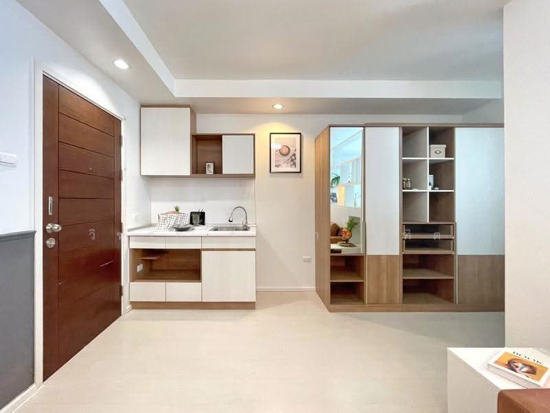 The Log 3, Bangkok, Soi Udomsuk 51, Bang Chak, Phra Khanong, Bangkok, 1 Bedroom, 29 sqm, Condo For Sale, by วิฑูรย์ รีวราบัณฑิต, 500571026 - DDproperty.com