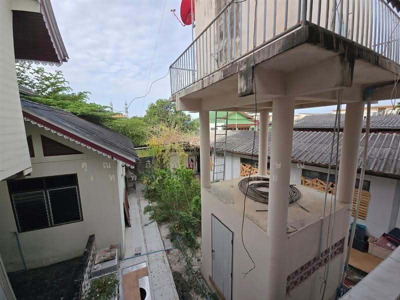 ที่ดิน พร้อมบ้าน 3 หลัง 293 ตร.ว. ที่ดิน พร้อมบ้าน 3 หลัง ซอยราษฎร์พัฒนา24, Bangkok, ถนนรามคำแหง, Saphan Sung, Bangkok, , 1,172 sqm, Land For Sale, by คุณ ภิญญาลักษณ์ เทพบุตร (ยุ้ย), 500571031 - DDproperty.com