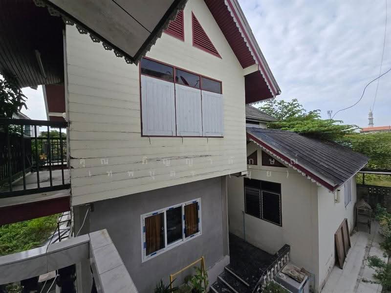 ที่ดิน พร้อมบ้าน 3 หลัง 293 ตร.ว. ที่ดิน พร้อมบ้าน 3 หลัง ซอยราษฎร์พัฒนา24, Bangkok, ถนนรามคำแหง, Saphan Sung, Bangkok, , 1,172 sqm, Land For Sale, by คุณ ภิญญาลักษณ์ เทพบุตร (ยุ้ย), 500571031 - DDproperty.com