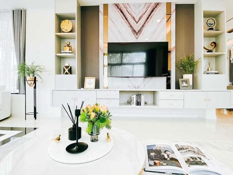 Perfect Masterpiece Sukhumvit 77, samut-prakan, Soi Mu Ban Perfect Place Sukhumvit 77, Rachathewa, Bang Plee, Samut Prakan, 5 Bedrooms, 585 sqm, Single Detached House For Rent, by Khun Eve, 500571045 - DDproperty.com
