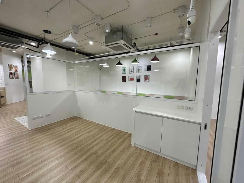 พื้นที่สำนักงาน ใกล้บีทีเอสบางนา อาคาร Country Complex (SPSEVE2346 ), กรุงเทพ, สุขุมวิท, บางนาใต้, บางนา, กรุงเทพ, 135 ตร.ม., สำนักงาน ให้เช่า, โดย Khun Eve, 500571066 - DDproperty.com