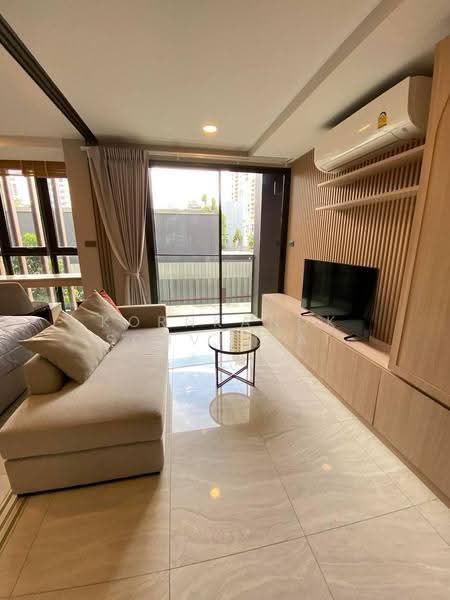 Walden Asoke, Bangkok, 120 12 Sukhumvit Road, Khlongtoei Nua, Watthana, Bangkok, 1 Bedroom, 31 sqm, Condo For Rent, by Kornkanok Sonvichai, 500571088 - DDproperty.com