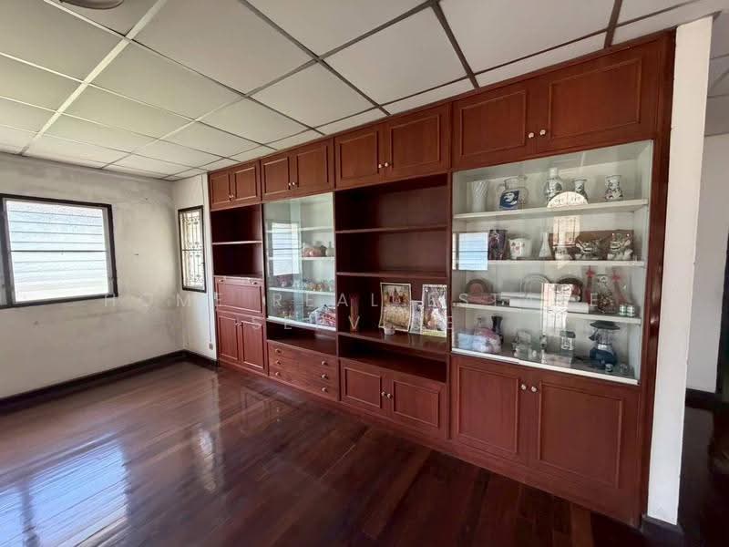 หมู่บ้านเมืองทอง 2/2 พัฒนาการ 61, กรุงเทพ, ประเวศ, กรุงเทพ, 400 ตร.ม., บ้านเดี่ยว ขาย, โดย HOME Real Estate Service, 500571136 - DDproperty.com