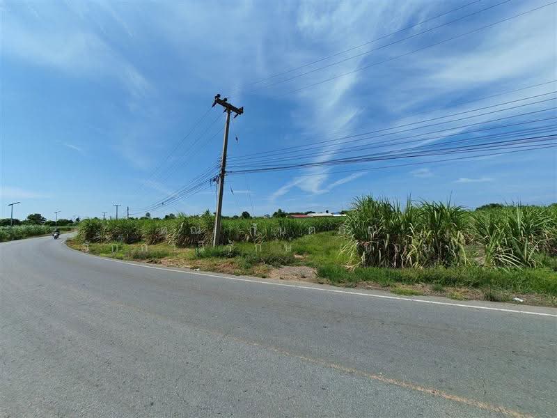 ที่ดินเปล่า 14 ไร่ 211.5 ตร.ว. ที่ดินเปล่า ใกล้อบต.ทุ่งขวาง กำแพงแสน นครปฐม, nakhon-pathom, ถนนมาลัยแมน, Thung Khwang, Kamphaeng Saen, Nakhon Pathom, , 23,246 sqm, Land For Sale, by คุณ กันตภณ จักกาวิรักษ์ (บอย), 500571189 - DDproperty.com