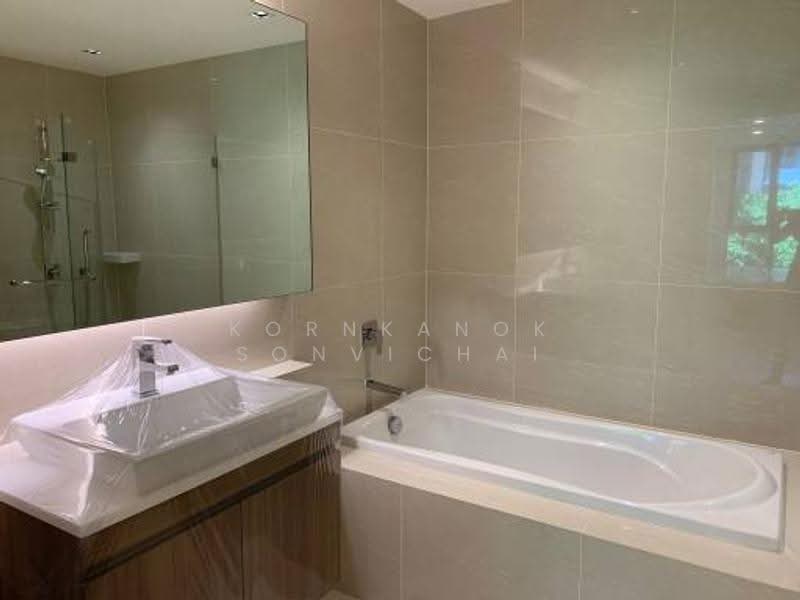 Vtara Sukhumvit 36, Bangkok, 118 Soi Saen Sabai, Phra Kanong, Khlong Toei, Bangkok, 2 Bedrooms, 65 sqm, Condo For Sale, by Kornkanok Sonvichai, 500571217 - DDproperty.com
