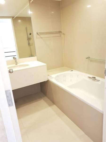 The Trendy, Bangkok, 10 Soi Sukhumvit 13, Khlongtoei Nua, Watthana, Bangkok, 1 Bedroom, 35 sqm, Condo For Rent, by Kornkanok Sonvichai, 500571227 - DDproperty.com