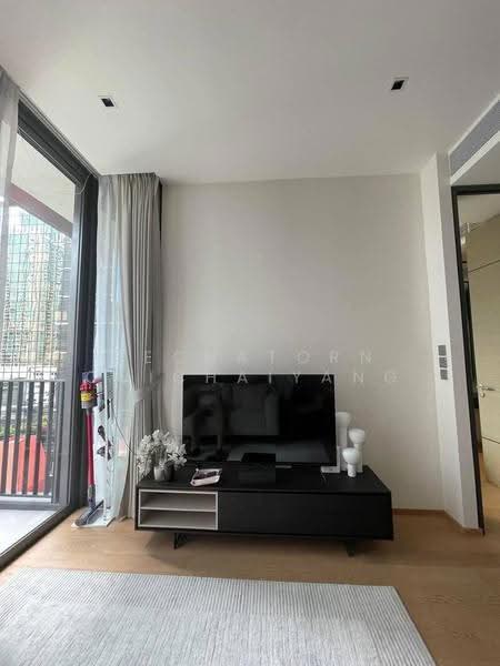 28 Chidlom, Bangkok, 28 Chit Lom Alley, Lumphini, Pathum Wan, Bangkok, 1 Bedroom, 44 sqm, Condo For Rent, by Dechatorn Chichaiyang, 500571251 - DDproperty.com