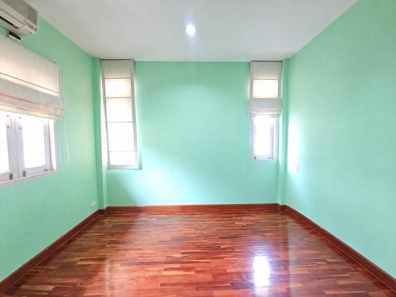 The Tara Ramintra, Bangkok, Soi Phraya Suren 35, Bang Chun, Khlong Sam Wa, Bangkok, 4 Bedrooms, 180 sqm, Single Detached House For Sale, by natt property, 500571265 - DDproperty.com
