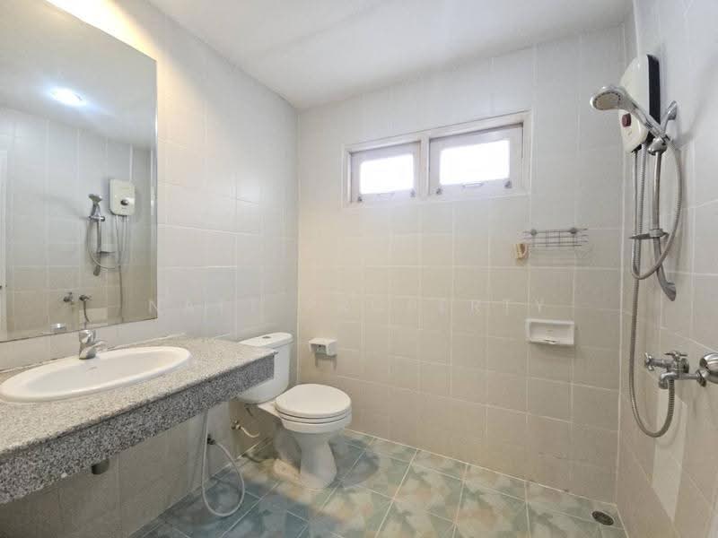 The Tara Ramintra, Bangkok, Soi Phraya Suren 35, Bang Chun, Khlong Sam Wa, Bangkok, 4 Bedrooms, 180 sqm, Single Detached House For Sale, by natt property, 500571265 - DDproperty.com