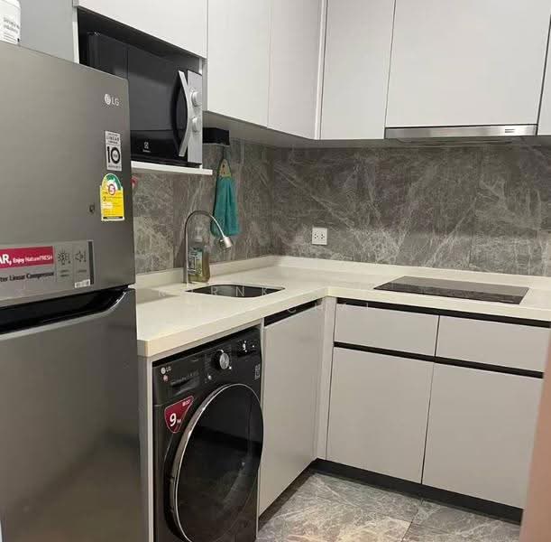 Whizdom Essence, Bangkok, 5 Piyabutr 1 Alley, Bang Chak, Phra Khanong, Bangkok, 2 Bedrooms, 68 sqm, Condo For Rent, by Kornkanok Sonvichai, 500571309 - DDproperty.com