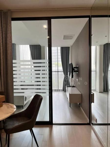 Noble Ploenchit, Bangkok, 1035 Ploenchit Road, Lumphini, Pathum Wan, Bangkok, 1 Bedroom, 49 sqm, Condo For Sale, by Dechatorn Chichaiyang, 500571310 - DDproperty.com