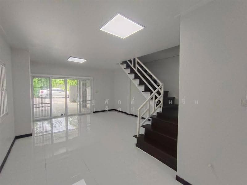 แสงอานนท์ ลำลูกกาคลอง 7, Pathum Thani, ถนนรังสิต-นครนายก, Lam Luk Ka, Pathum Thani, 2 Bedrooms, 150 sqm, Townhouse For Sale, by คุณ รัฐศักดิ์ อิ่มชื่น (ท็อป), 500571313 - DDproperty.com