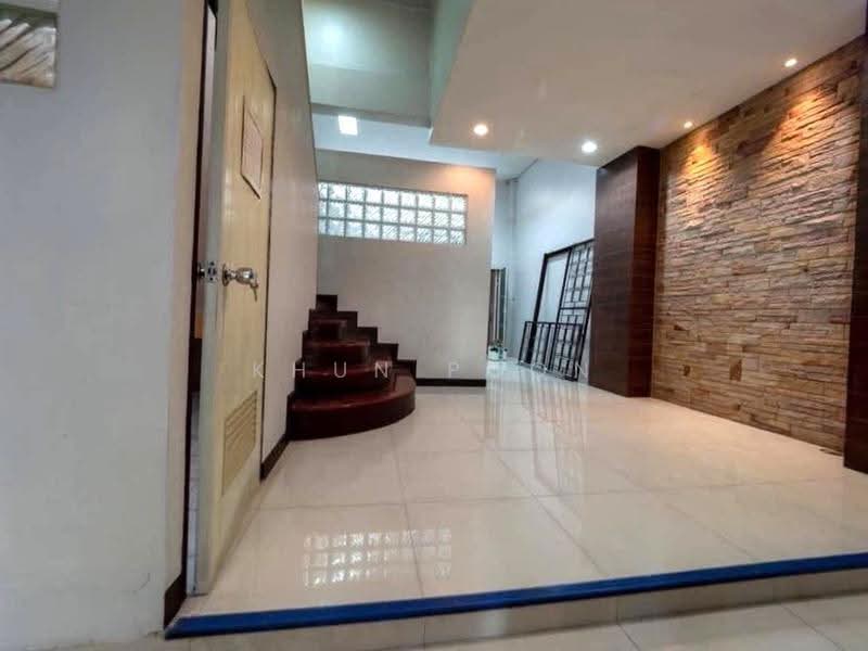 3-Story Home Office for Rent, Company Registration Allowed | Near BTS Bang Chak (SPSSR393), bangkok, สุขุมวิท, Bang Chak, Phra Khanong, Bangkok, , 250 sqm, Shophouse For Rent, by Khun Poon, 500571340 - DDproperty.com