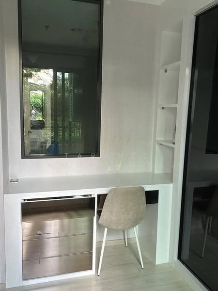 Life Pinklao, Bangkok, Boromarajonani Road, Bang Bamru, Bang Phlat, Bangkok, 1 Bedroom, 35 sqm, Condo For Sale, by Taranee Samdaengoaj, 500571346 - DDproperty.com