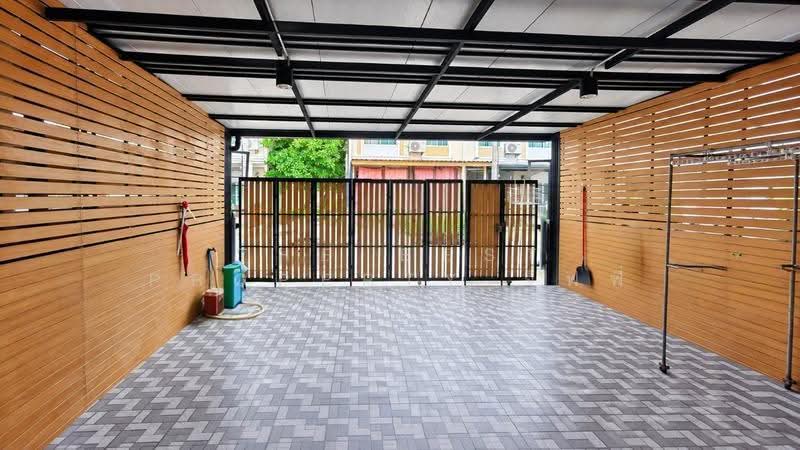 หมู่บ้านไลโอ เพชรเกษม-พุทธมณฑลสาย4, Samut Sakhon, Suan Luang, Krathum Baen, Samut Sakhon, 4 Bedrooms, 125 sqm, Townhouse For Sale, by The Best Property จิฟฟี่, 500571348 - DDproperty.com