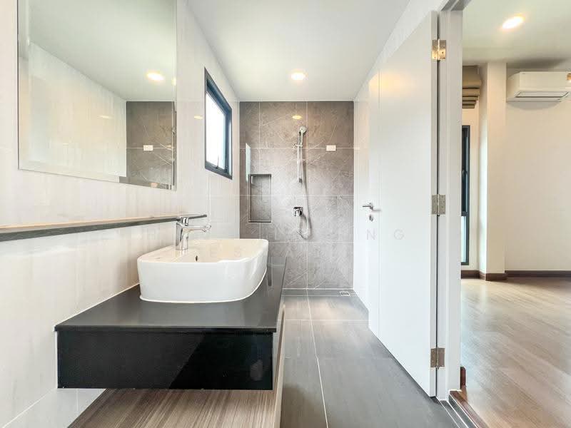 The City Tiwanon-Ngamwongwan, Nonthaburi, Thansumrit 28, Bang Kra So, Muang Nonthaburi, Nonthaburi, 6 Bedrooms, 416 sqm, Single Detached House For Sale, by Haus Living Estate, 500571354 - DDproperty.com