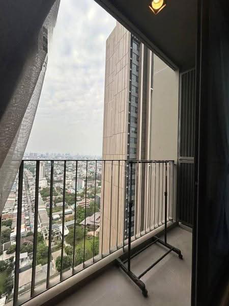 Whizdom Essence, bangkok, 5 Piyabutr 1 Alley, Bang Chak, Phra Khanong, Bangkok, 1 Bedroom, 35 sqm, Condo For Rent, by Kornkanok Sonvichai, 500571384 - DDproperty.com