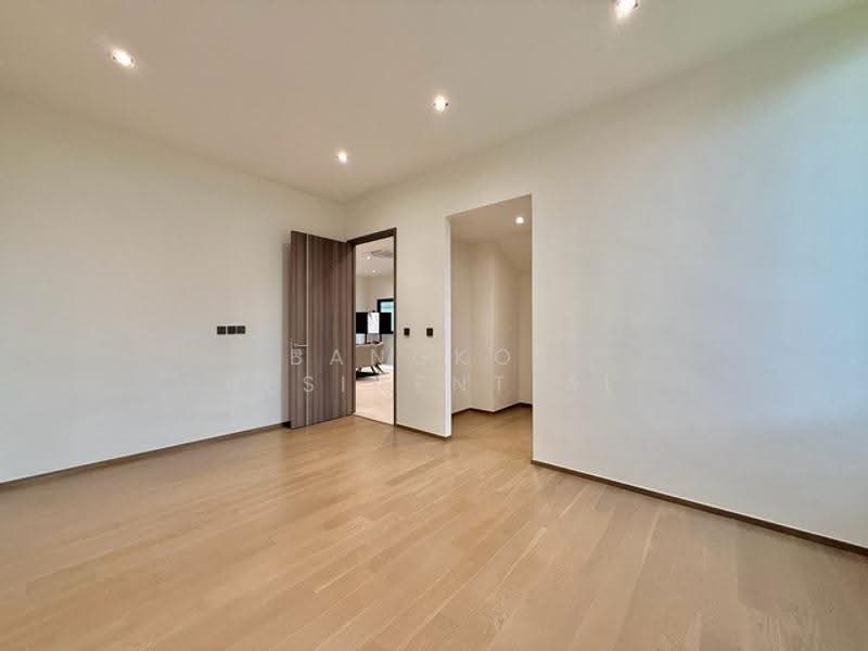 32 Residence, Bangkok, 222 Phatthanakan 32, Suan Luang, Bangkok, 5 Bedrooms, 658 sqm, Villa For Sale, by Bangkok Residential, 500571390 - DDproperty.com