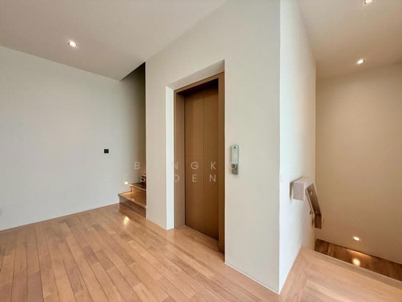 32 Residence, Bangkok, 222 Phatthanakan 32, Suan Luang, Bangkok, 5 Bedrooms, 658 sqm, Villa For Sale, by Bangkok Residential, 500571390 - DDproperty.com