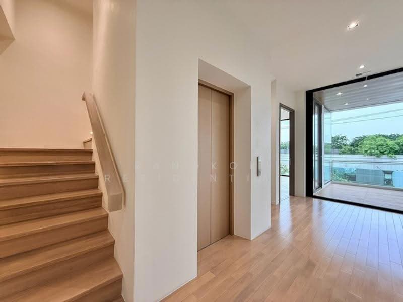32 Residence, Bangkok, 222 Phatthanakan 32, Suan Luang, Bangkok, 5 Bedrooms, 658 sqm, Villa For Sale, by Bangkok Residential, 500571390 - DDproperty.com