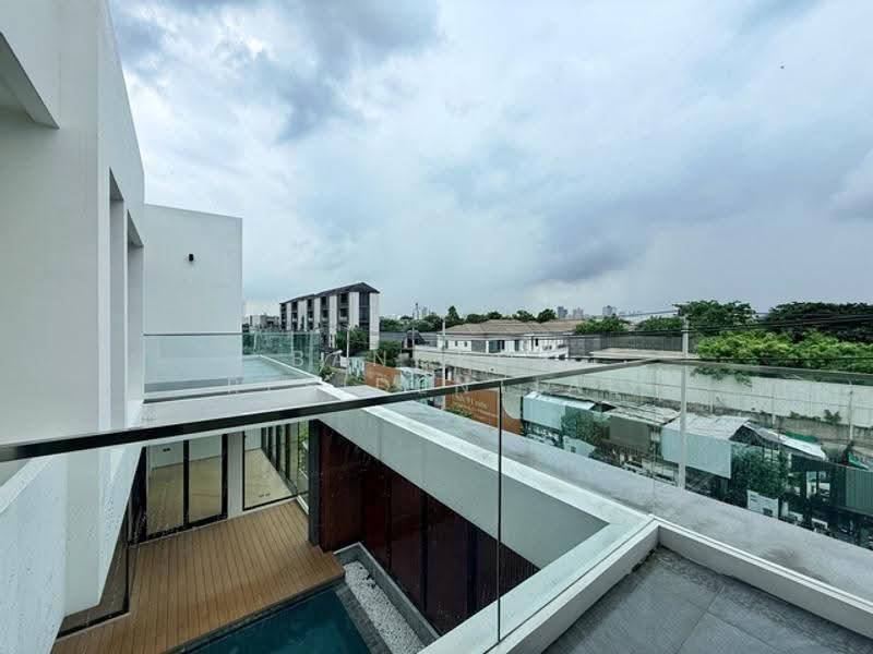 32 Residence : 32 เรสซิเดนซ์, กรุงเทพ, 222 พัฒนาการ 32, สวนหลวง, กรุงเทพ, 658 ตร.ม., วิลล่า ขาย, โดย Bangkok Residential, 500571390 - DDproperty.com