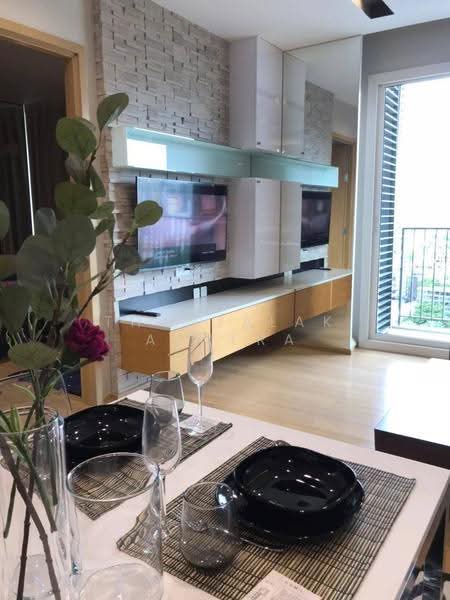 Siri At Sukhumvit, Bangkok, 902 Sukhumvit Road, Phra Kanong, Khlong Toei, Bangkok, 1 Bedroom, 50 sqm, Condo For Rent, by Thanyalak Ajmera, 500571400 - DDproperty.com